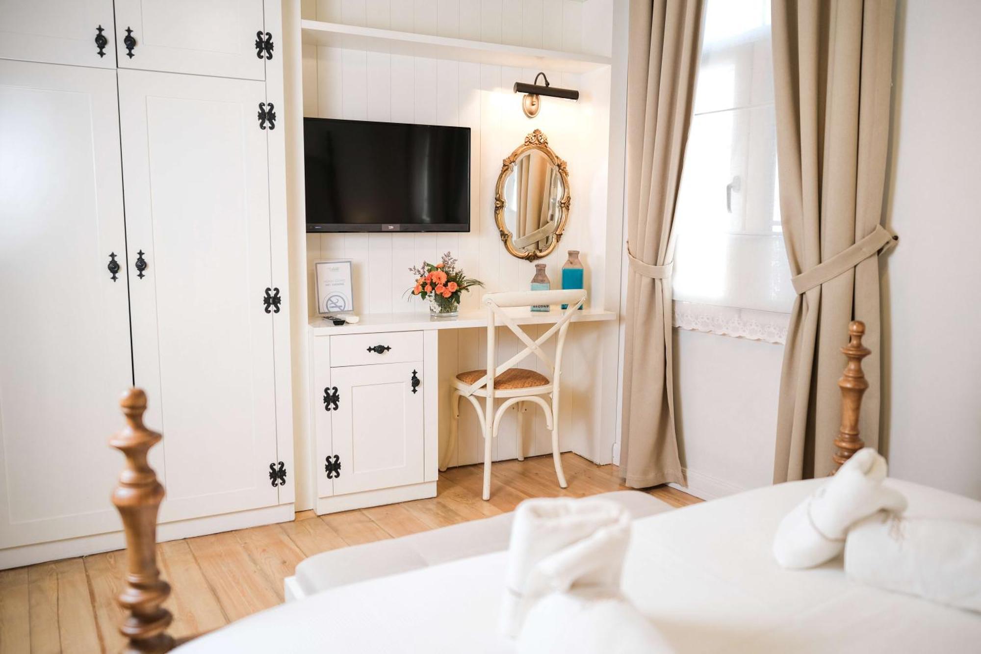 Viento Alacati Hotel (Adults Only) Ngoại thất bức ảnh